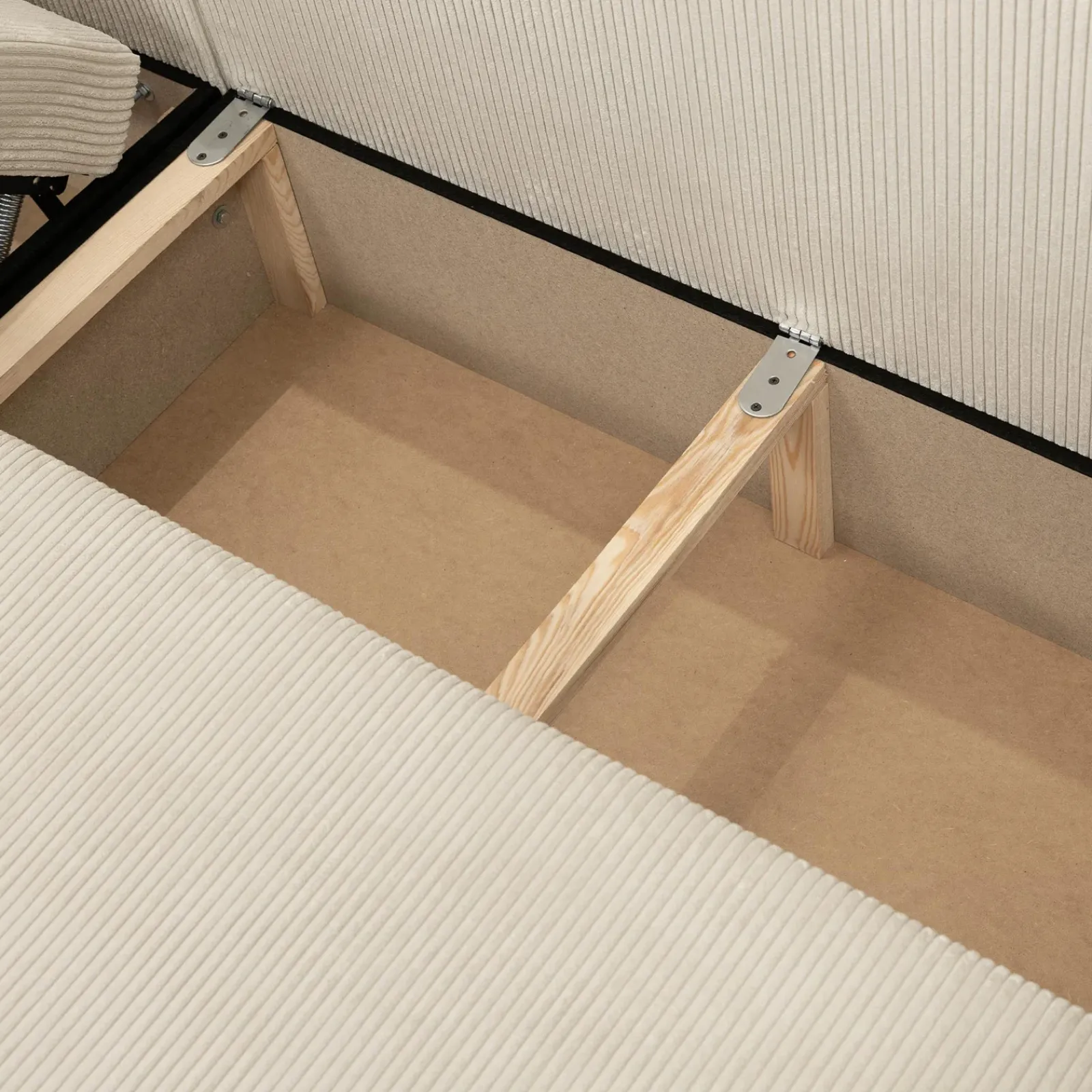 Garnero Arredamenti Divani Panoramici|Divani Angolari-Divano letto angolare velluto a coste beige 304x140cm con contenitore Assunta Velluto Poso Beige