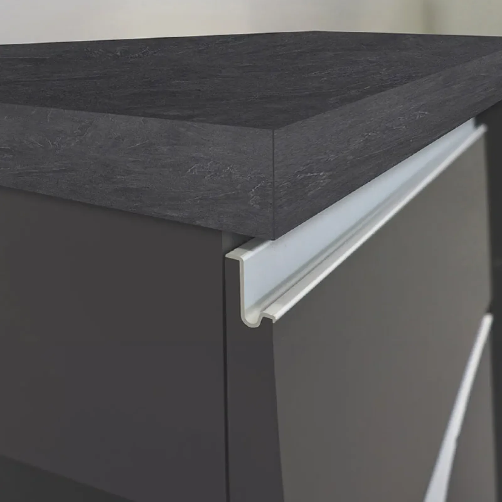 Garnero Arredamenti Isole Cucina-Isola cucina centrale 155x90cm 3 ante antracite opaco con piano grigio effetto pietra Gourmet Antracite - Grigio pietra