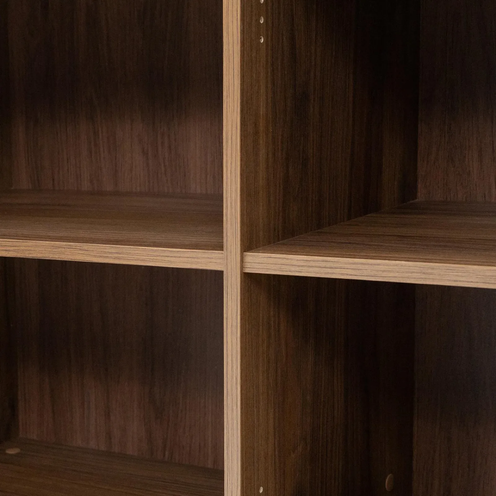 Garnero Arredamenti Madie Moderne|Madie Moderne-Madia 144x78h cm 3 ante 3 ripiani piano effetto marmo nero noce Caliva