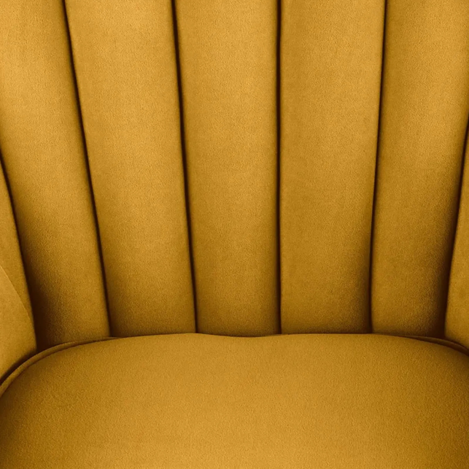 Garnero Arredamenti Poltrone Design|Poltrone Relax-Poltrona classica relax imbottita in velluto Mazia Senape