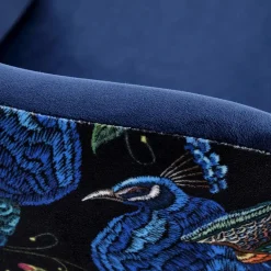 Garnero Arredamenti Sedie In Tessuto|Poltrone Design-Poltrona da salotto in velluto con grafica Avarua Blu