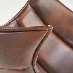 Garnero Arredamenti Poltrone Design|Poltroncine Imbottite-Poltrona design imbottita ecopelle vintage Isotta Marrone