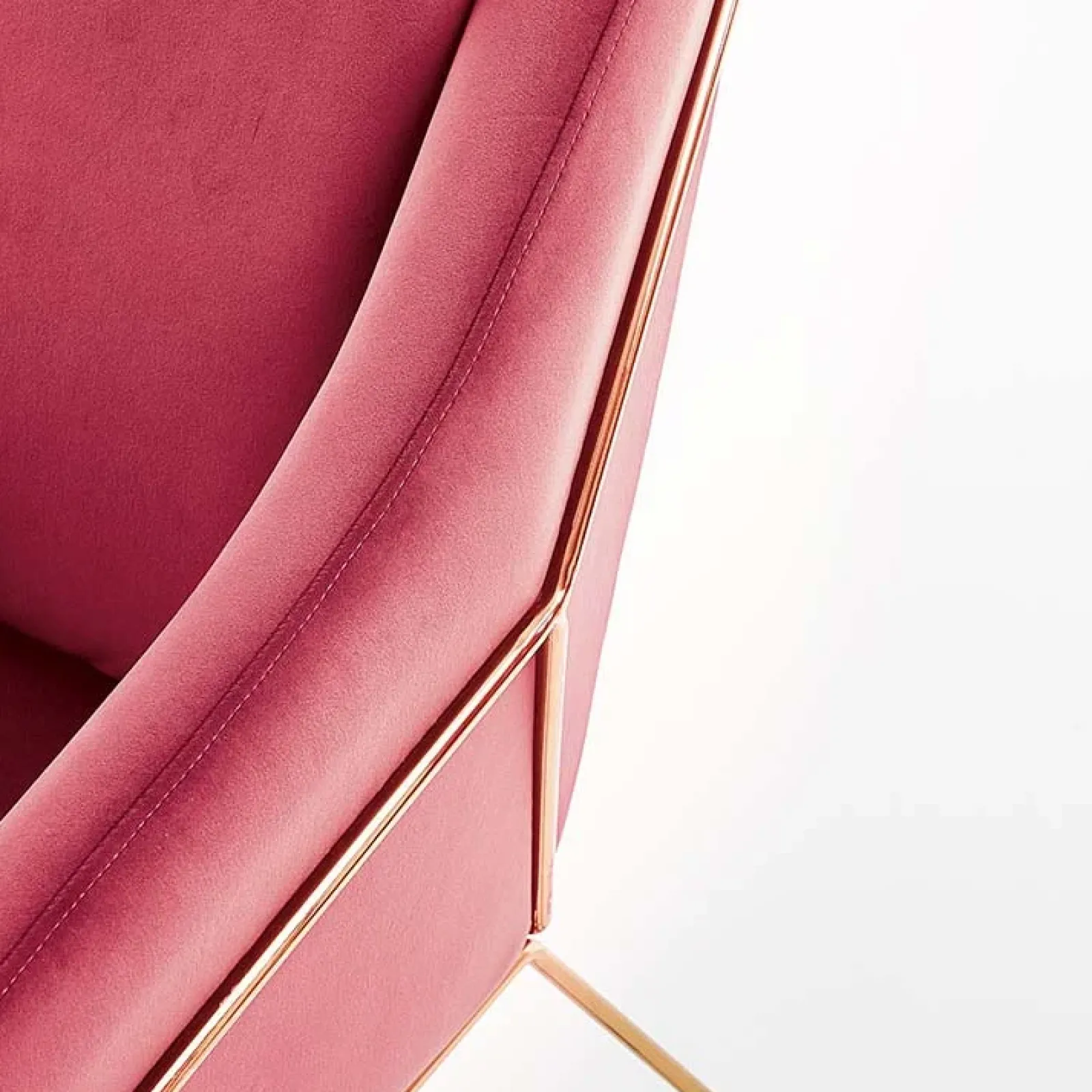 Garnero Arredamenti Poltrone Design|Poltroncine Imbottite-Poltrona imbottita design Erminia3 Bordeaux