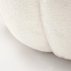 Garnero Arredamenti Poltroncine Imbottite-Poltrona imbottita in tessuto bouclé design moderno color Coccoluna Crema