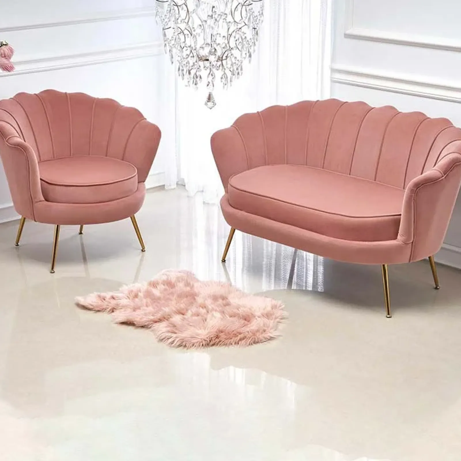 Garnero Arredamenti Poltrone Design|Poltrone Sala D'attesa-Poltrona imbottita moderna in velluto antico oro Gabriella Rosa