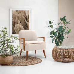 Garnero Arredamenti Poltrone Sala D'attesa|Poltroncine Imbottite-Poltrona moderna design in stoffa beige chiaro e gambe legno noce chiaro Bled