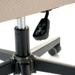 Garnero Arredamenti Sedie Da Ufficio|Sedie Scrivania Ufficio-Sedia da ufficio con ruote e braccioli imbottita Yara Ecopelle Beige