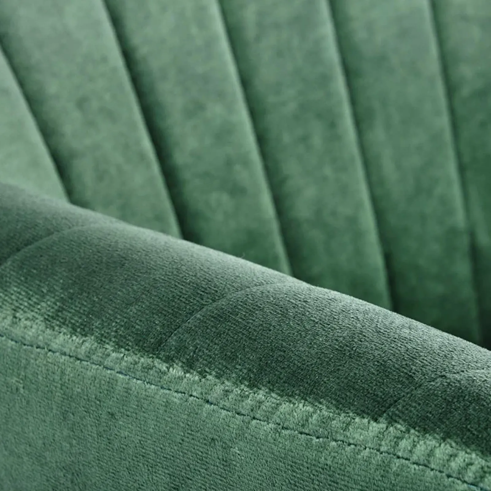 Garnero Arredamenti Poltrone Design|Poltrone Relax-Sedia sala da pranzo con braccioli in tessuto velluto scuro Slash Verde