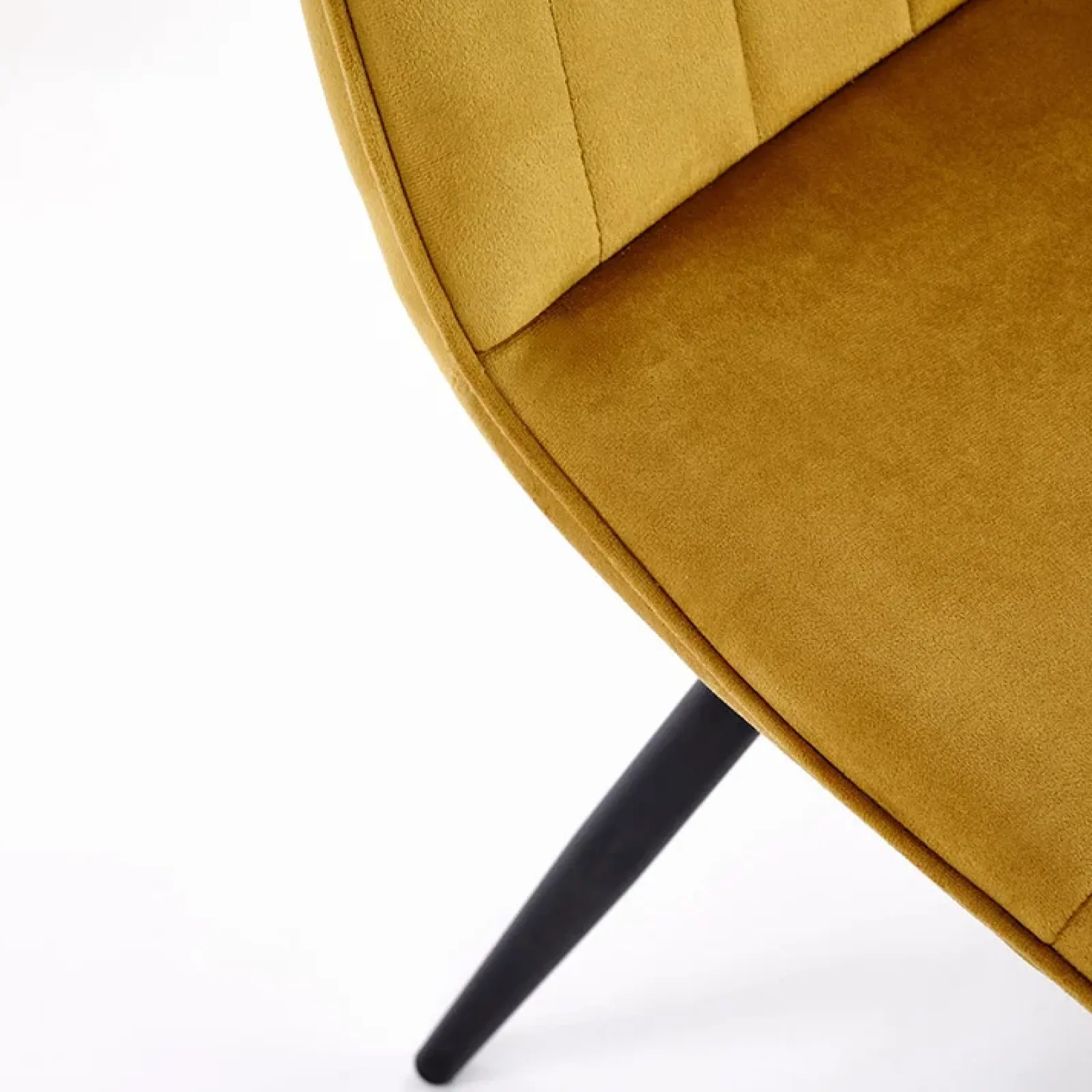 Garnero Arredamenti Sedie In Tessuto-Set 4 sedie da pranzo imbottite in velluto Samira Senape