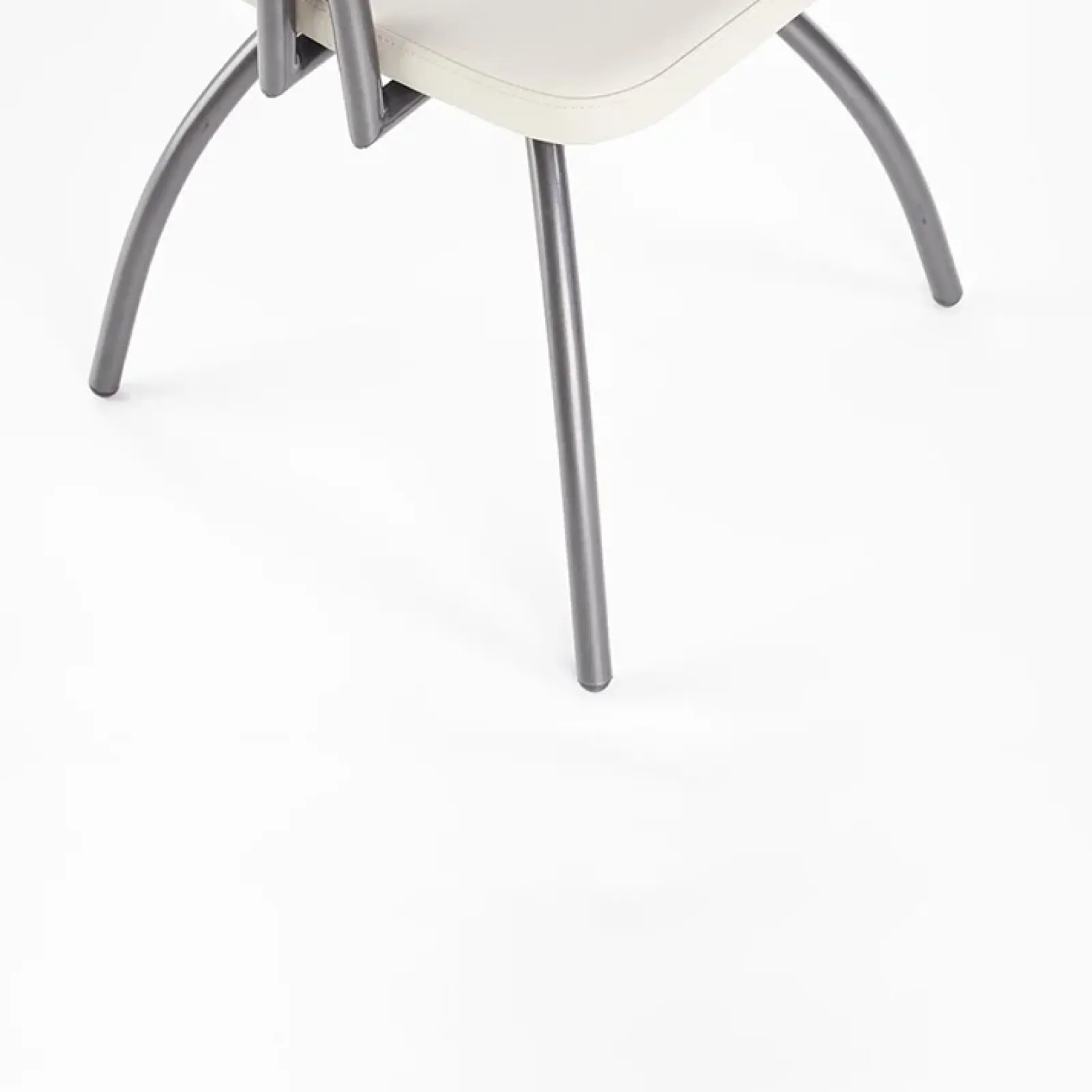 Garnero Arredamenti Sedie Imbottite Ecopelle-Set 4 sedie da soggiorno in ecopelle grigio chiaro Fergus