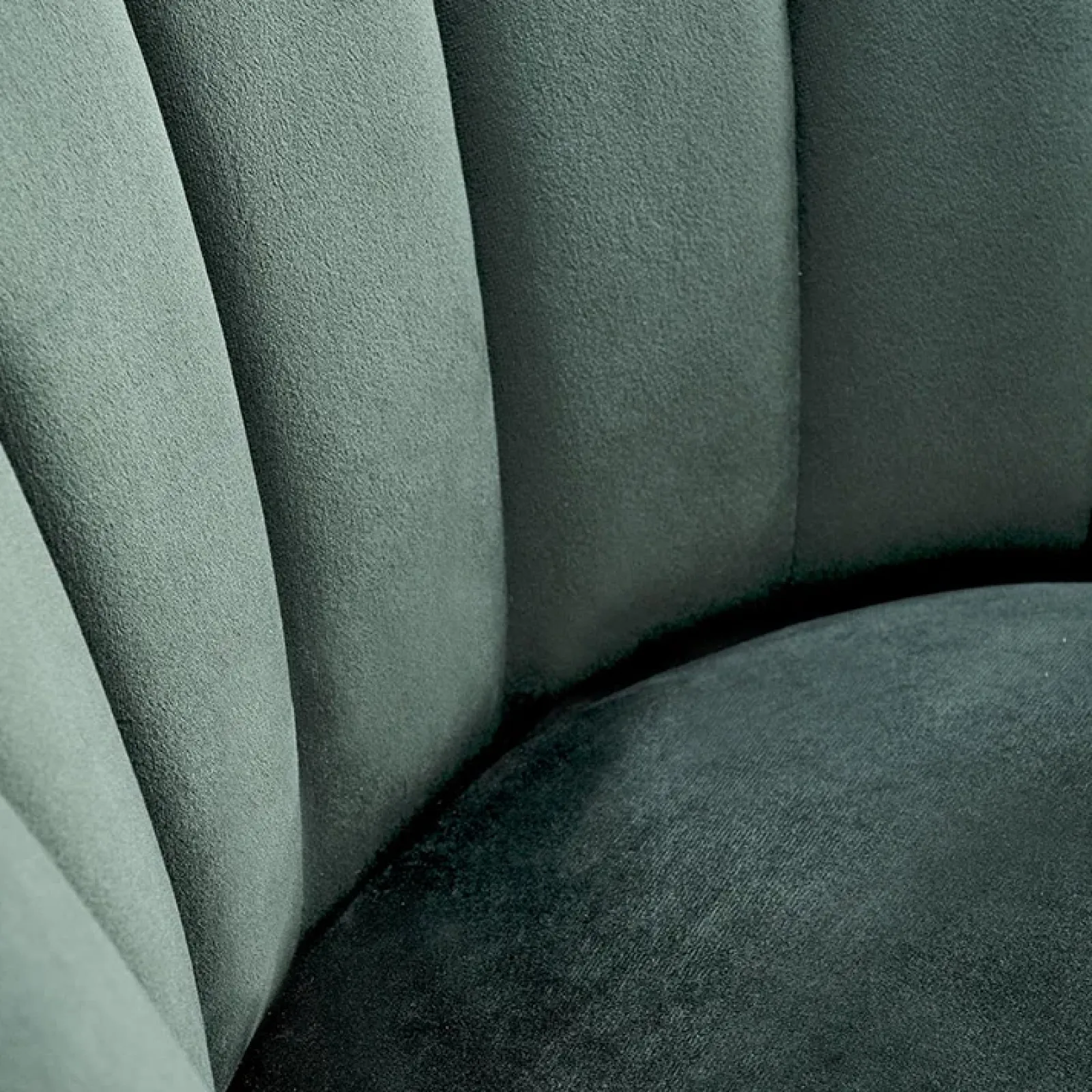 Garnero Arredamenti Sgabelli-Set 2 sgabelli moderni in velluto verde scuro oro Darko