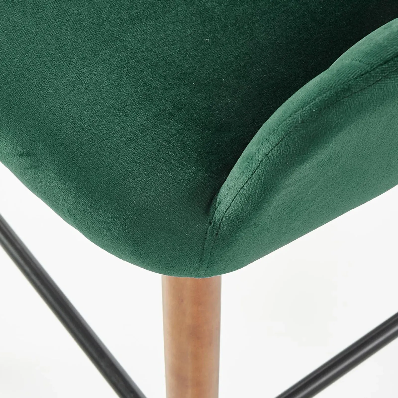 Garnero Arredamenti Sgabelli-Sgabello alto imbottito stile scandinavo in velluto scuro rovere Nate Verde