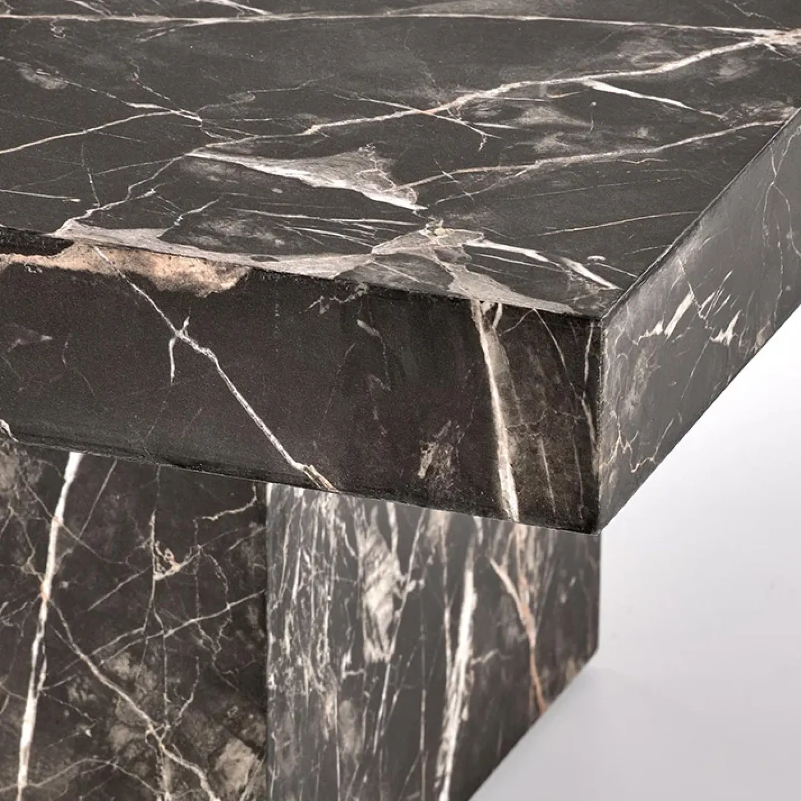 Garnero Arredamenti Tavolini Moderni|Tavolini Moderni-Tavolino da salotto quadrato 80x80cm effetto marmo nero Galassia