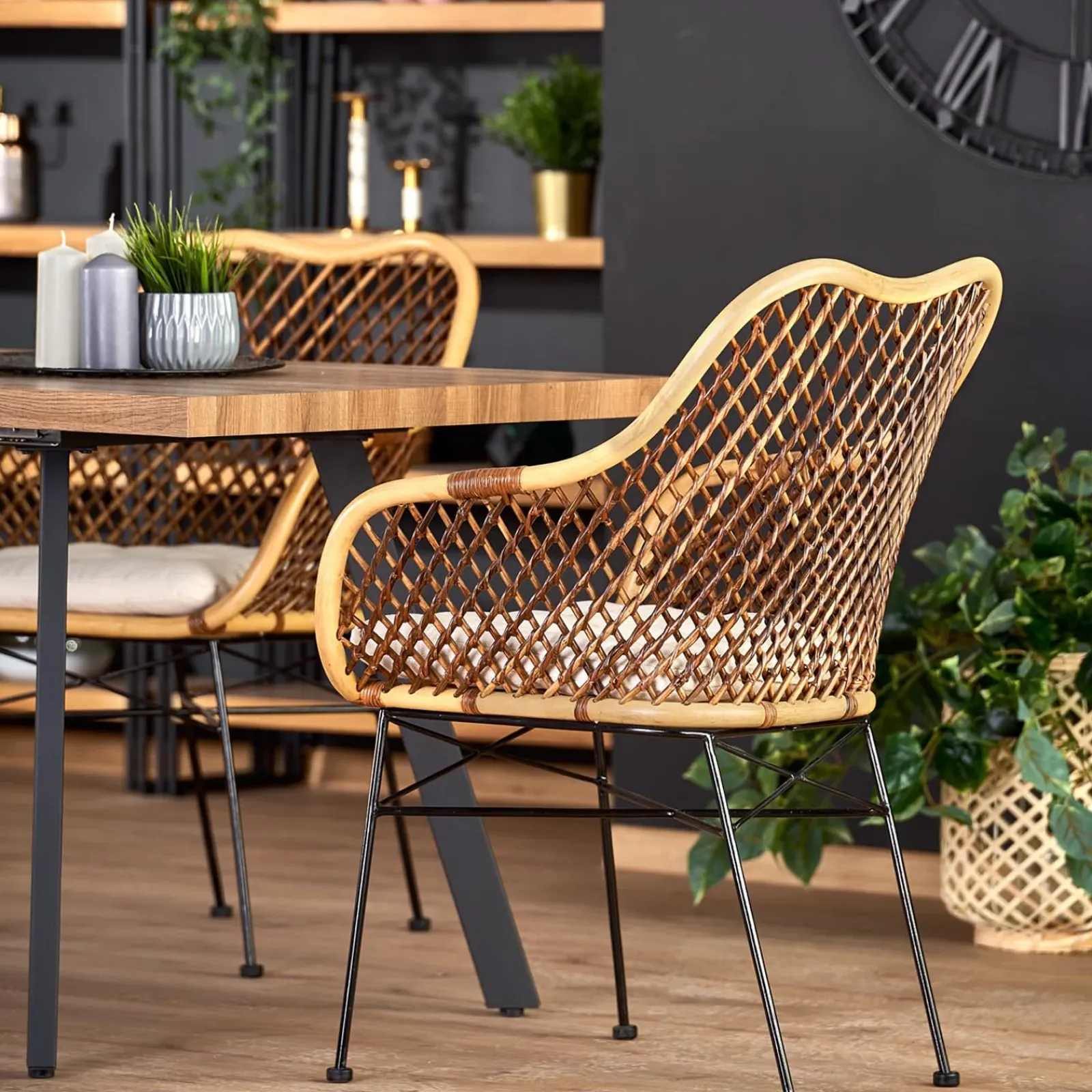 Garnero Arredamenti Tavoli In Legno|Tavoli Da Pranzo-Tavolo 140/180cm rettangolare allungabile noce miele nero Meja