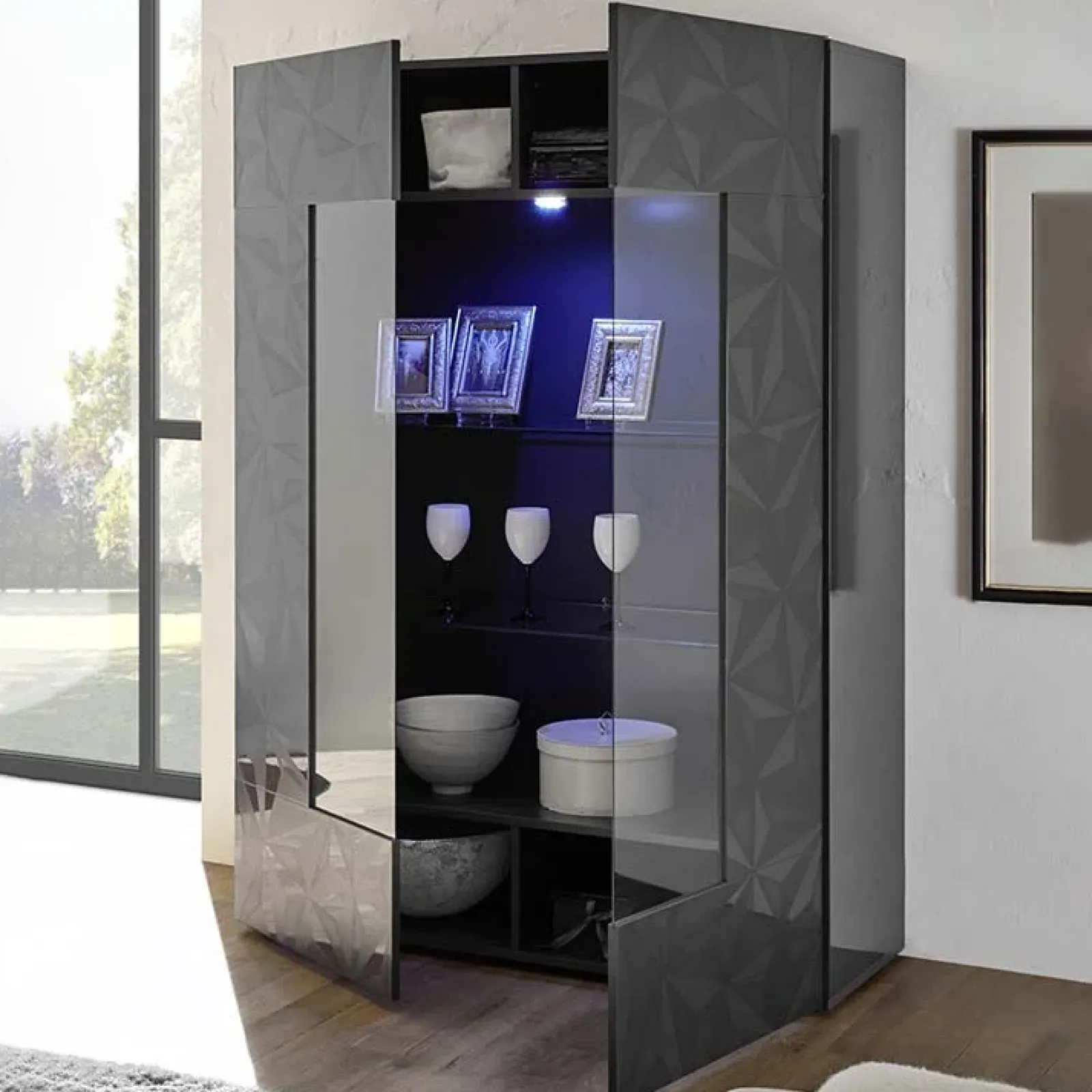 Garnero Arredamenti Vetrinette|Vetrinette-Vetrina 121x166h cm 2 ante grigio laccato lucido con serigrafia Marvis